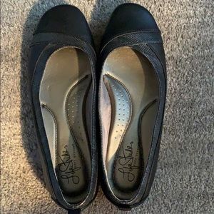 LifeStride Black Flats